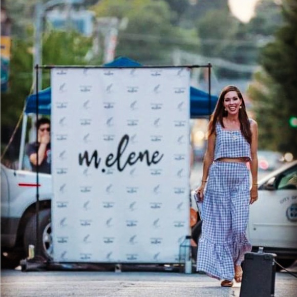 Meet your Posher, Molly - Picture 2 of 2